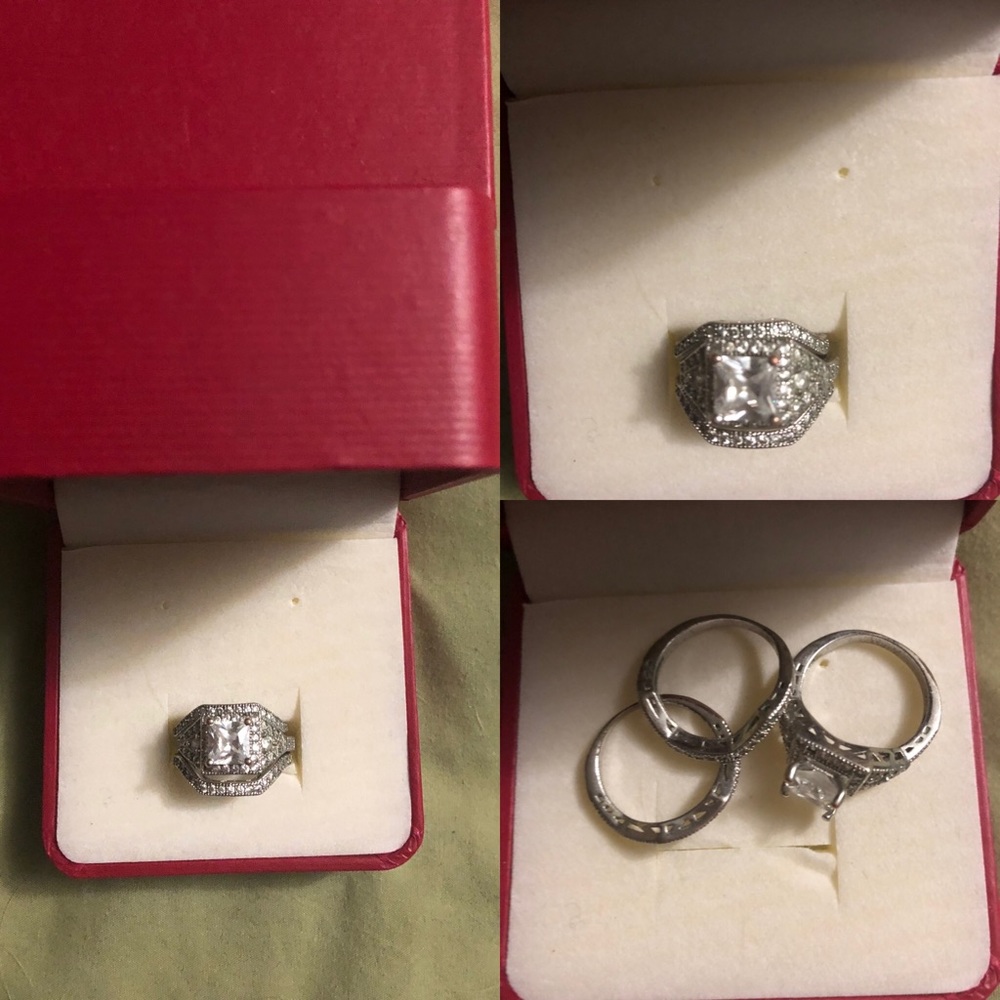 Ladies rings